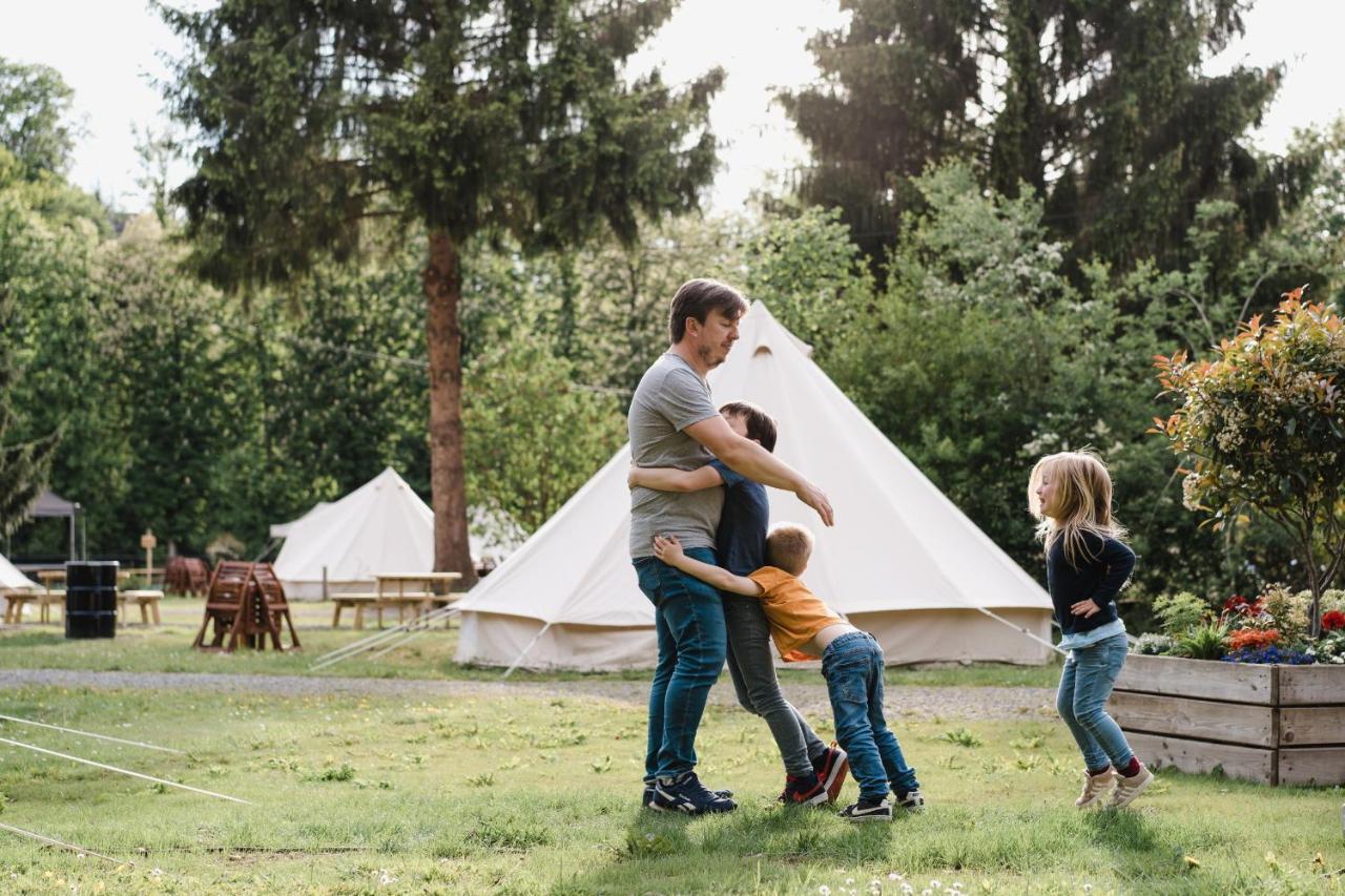 Cocoon Village - Glamping - Domaine Des Grottes De Han Rochefort Kültér fotó